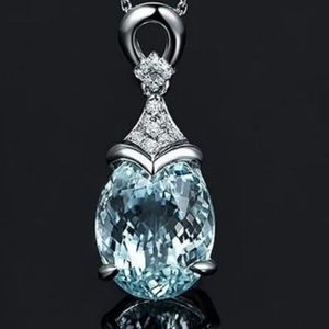 Beautiful Aquamarine and white topaz drop